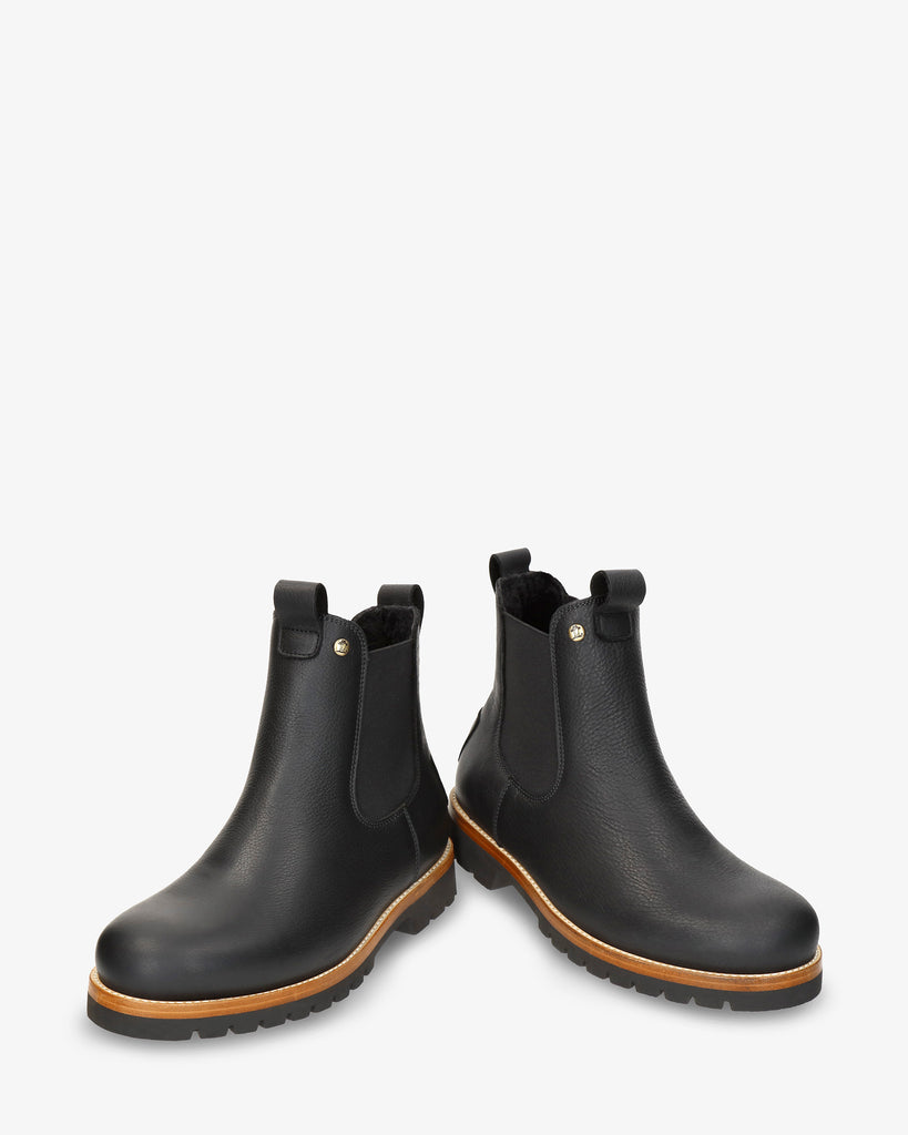 Beny Igloo botín de piel con forro interior de pelo natural. negro