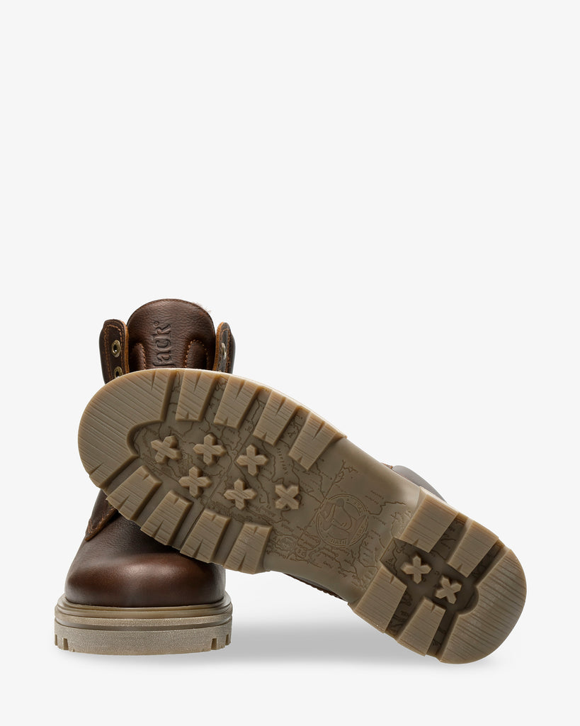 Cody botas de piel con forro interior de pelo. castaño