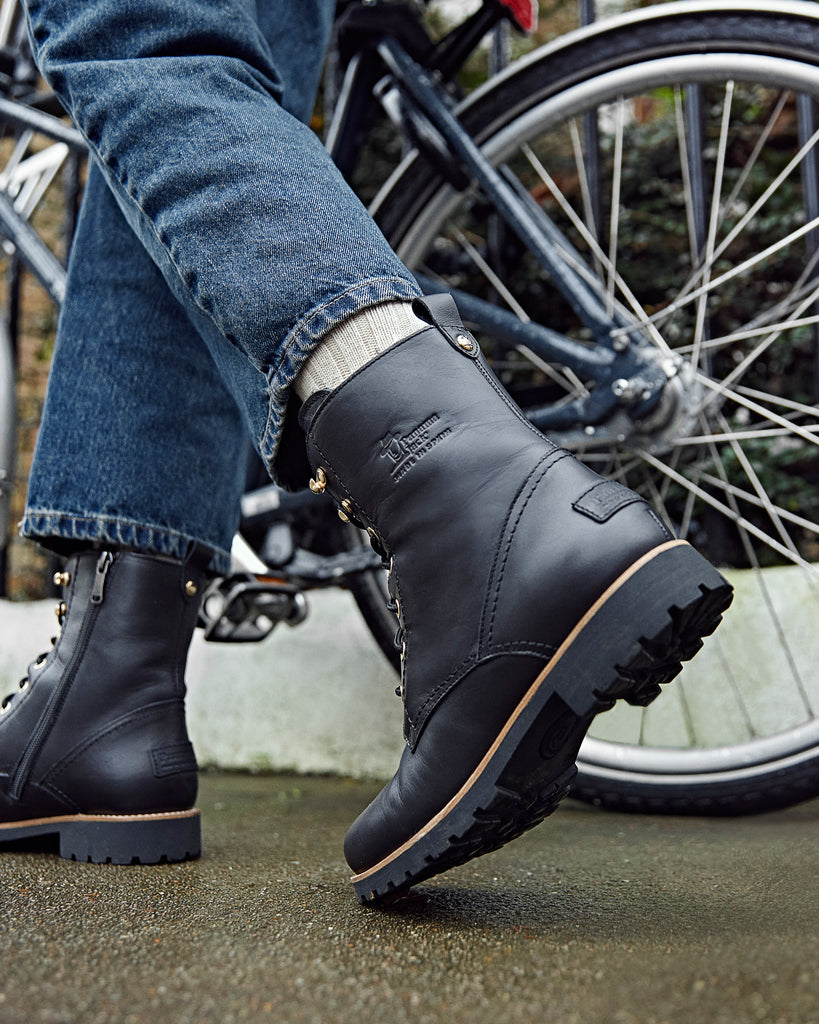 Fara Igloo Trav botas de piel con forro interior de pelo natural. negro