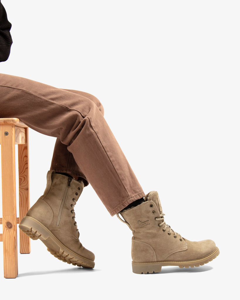 Frisia botas de piel con forro interior de pelo. taupe