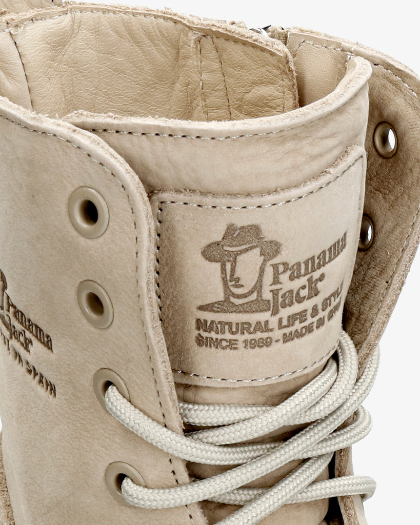 Frisia botas de piel con forro interior de piel. crudo