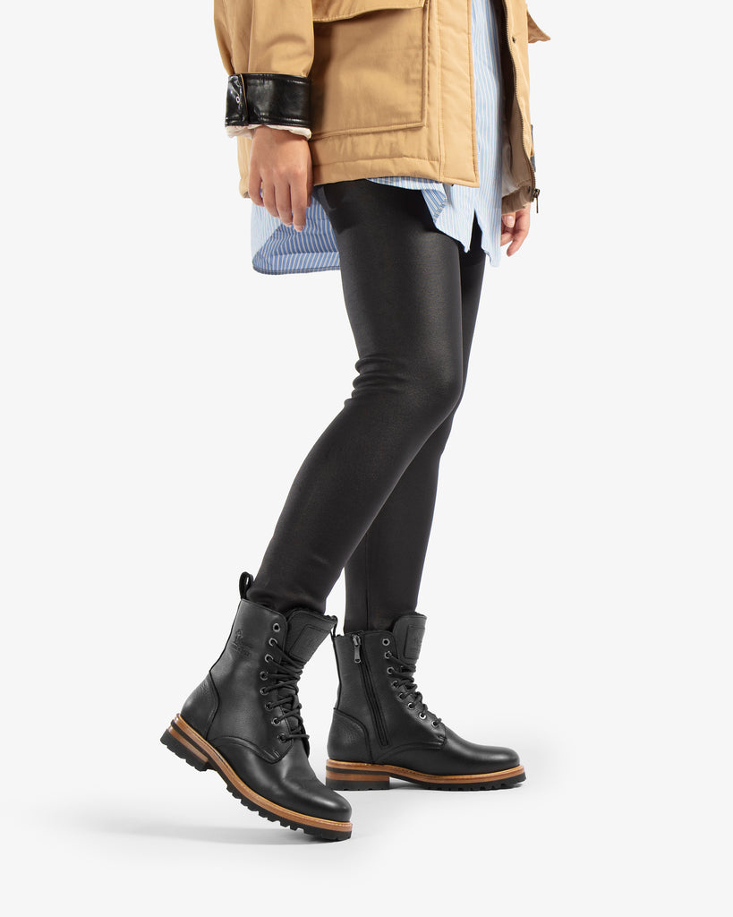 Frisia Igloo botas de piel con forro interior de pelo natural. negro