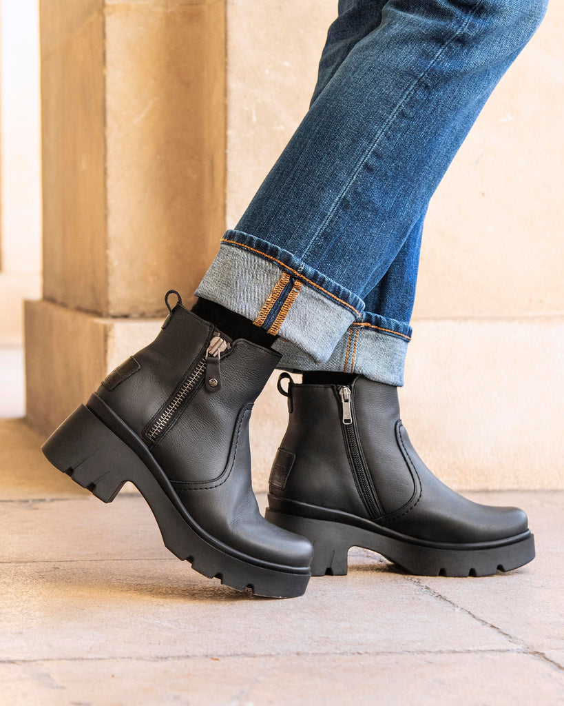 Phuket botines de piel con forro interior de piel. negro