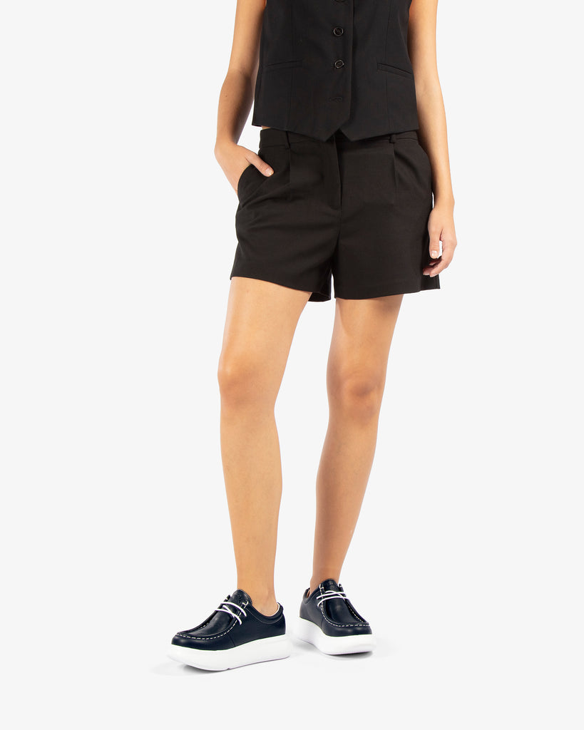 Yera zapatos de piel con forro interior de piel. marino